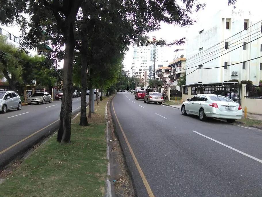 Apartamento Economico En Los Cacicazgos. Santo Domingo